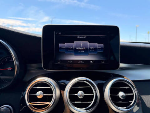 2017 Mercedes-Benz GLC GLC 300