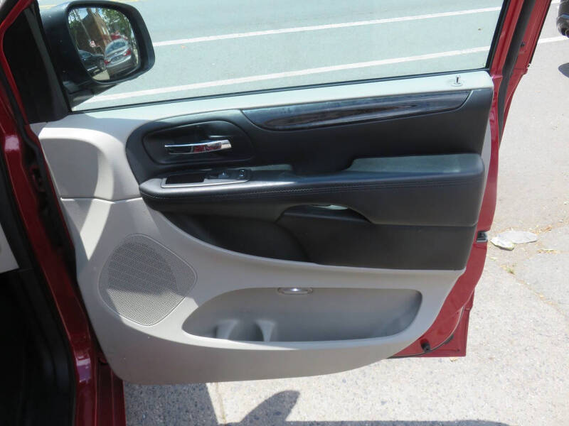 2014 Dodge Grand Caravan SE