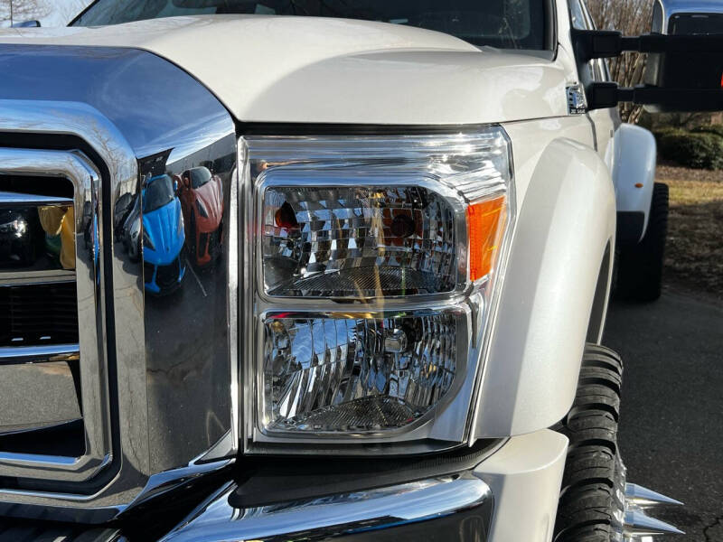 2015 Ford F-450 Super Duty XL photo 17