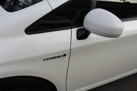 2013 Toyota Prius Three