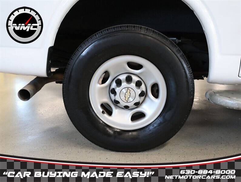 2022 Chevrolet Express 2500