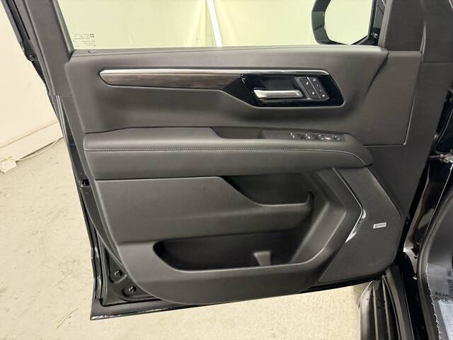 2025 Chevrolet Tahoe Premier