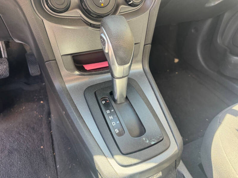 2014 Ford Fiesta S