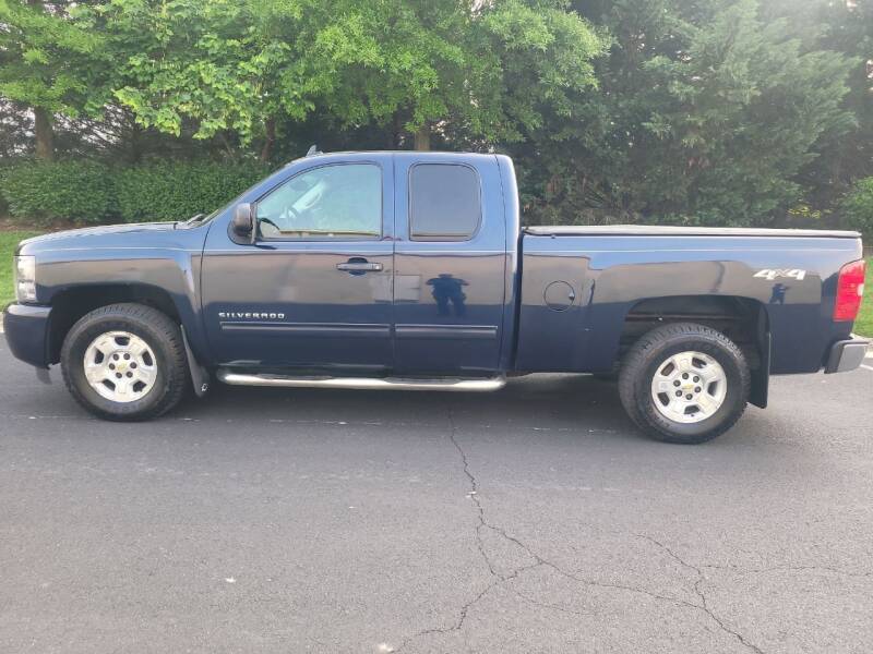 2009 Chevrolet Silverado 1500 for sale at Dulles Motorsports in Dulles VA