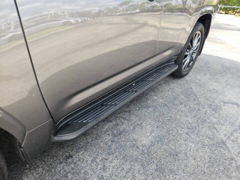 2023 Lexus LX 600 F SPORT Handling