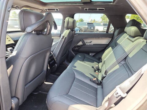 2025 Land Rover Range Rover Sport P360 SE