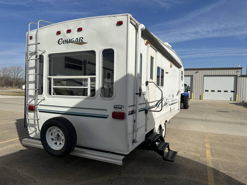 2001 Keystone RV Cougar