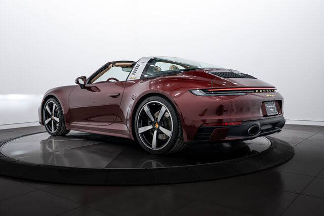 2021 Porsche 911 Targa 4S Heritage Design Edition