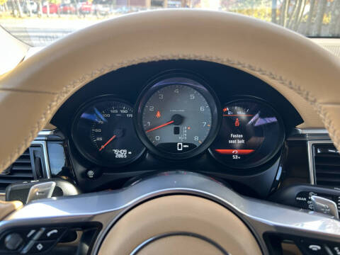 2016 Porsche Macan S