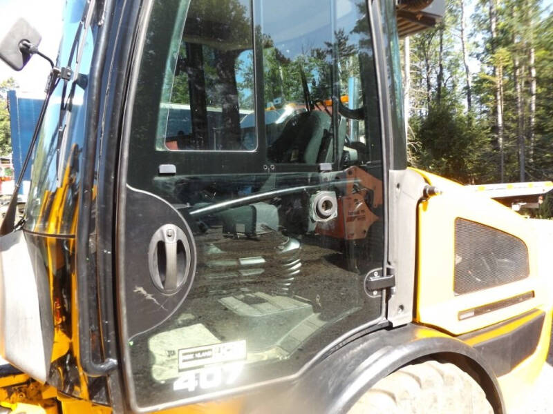 2022 JCB 407B