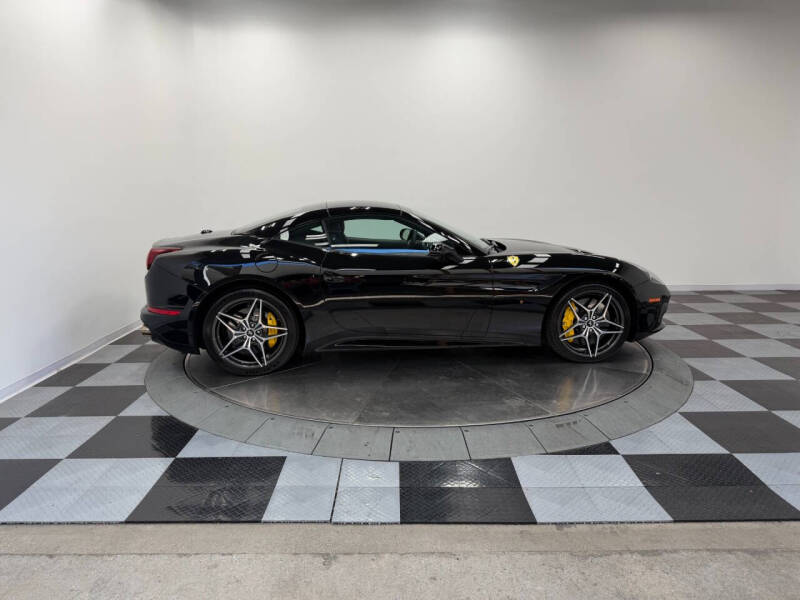 2016 Ferrari California T