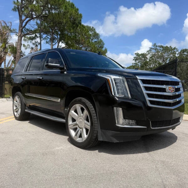 2017 Cadillac Escalade Luxury