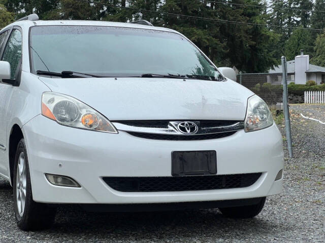 2006 Toyota Sienna for sale at MRT Auto Sales LLC in Everett, WA