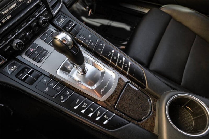 2011 Porsche Panamera Turbo