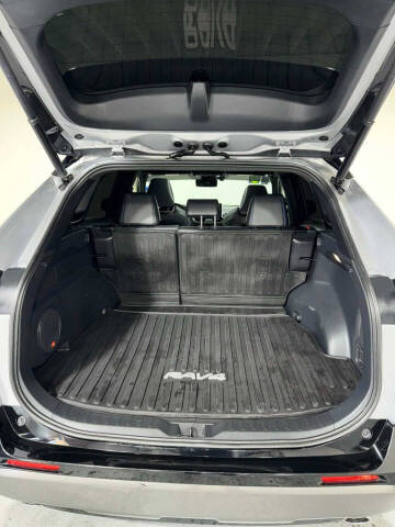 2019 Toyota RAV4 Hybrid XSE