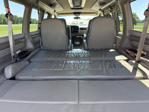 2001 GMC Savana