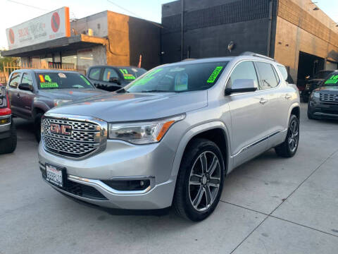 2017 GMC Acadia Denali