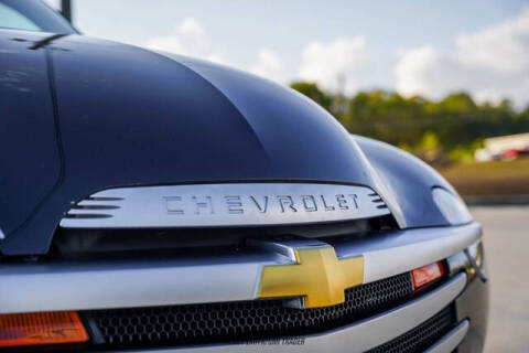 2003 Chevrolet SSR LS