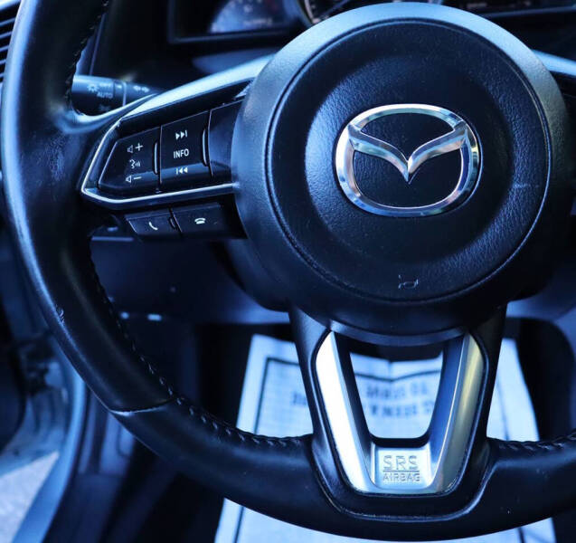 2018 Mazda MAZDA3 Touring