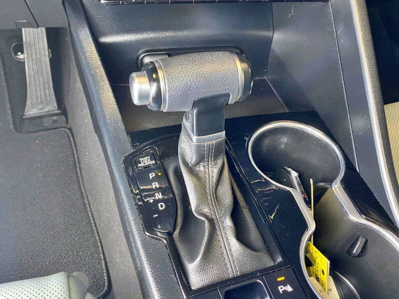 2022 Kia K5 EX