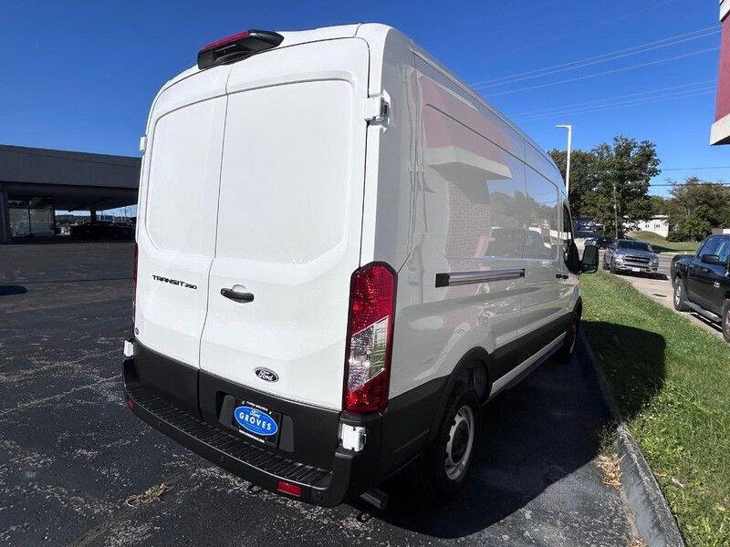 2026 Ford Transit 250