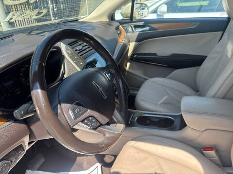 2017 Lincoln MKC Select