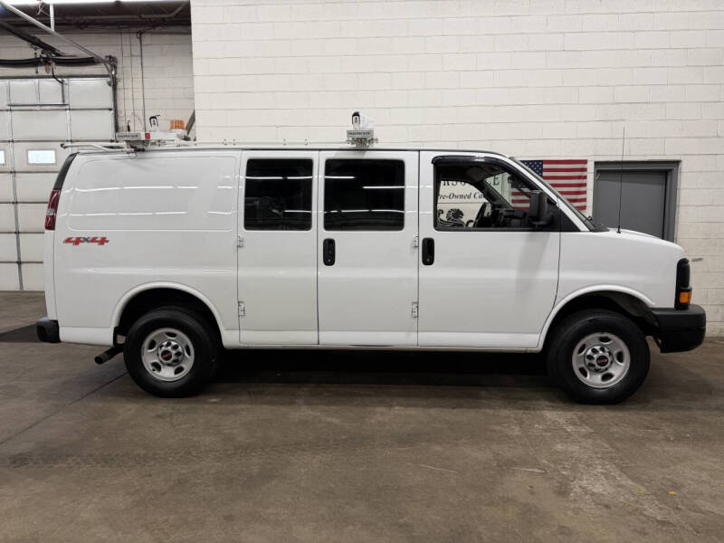 2016 GMC Savana 2500