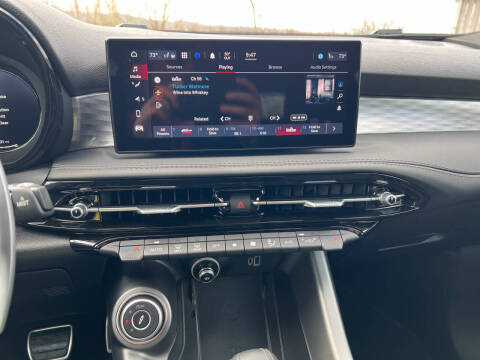 2024 Alfa Romeo Tonale Hybrid Veloce