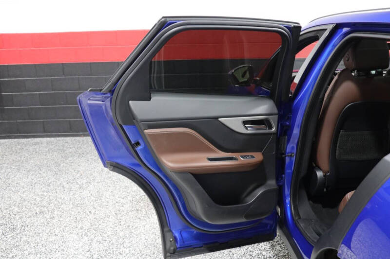 2019 Jaguar F-PACE S