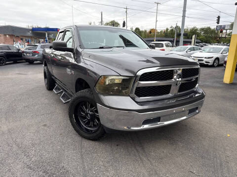 2015 RAM 1500 SLT