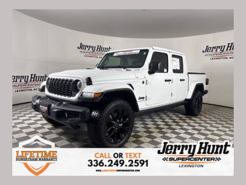 2025 Jeep Gladiator NightHawk
