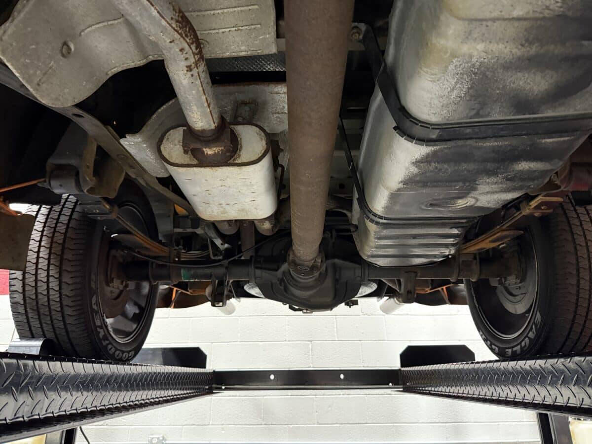 2003 Ford F-150 75