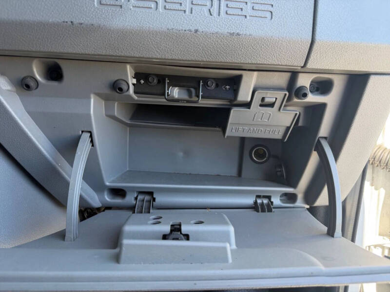 2013 Ford E-Series E-250