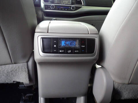 2018 Toyota Highlander LE Plus