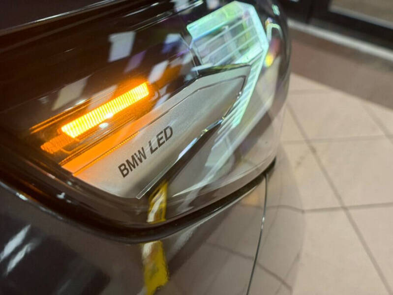 2025 BMW 5 Series 530i xDrive