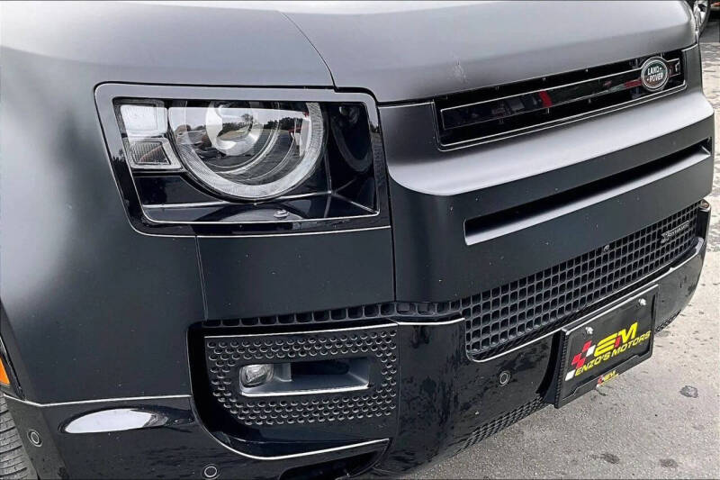 2022 Land Rover Defender 110 X-Dynamic SE