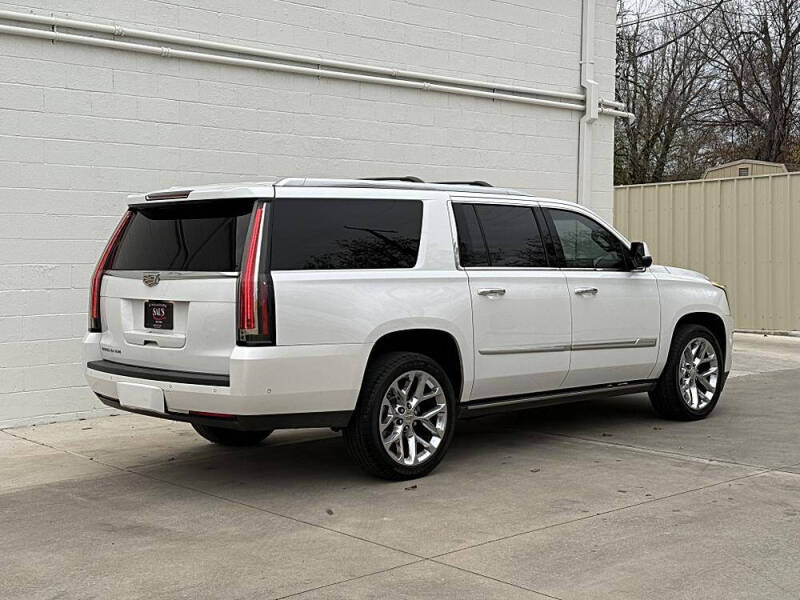 2017 Cadillac Escalade ESV Premium Luxury