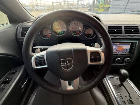 2013 Dodge Challenger R/T Plus