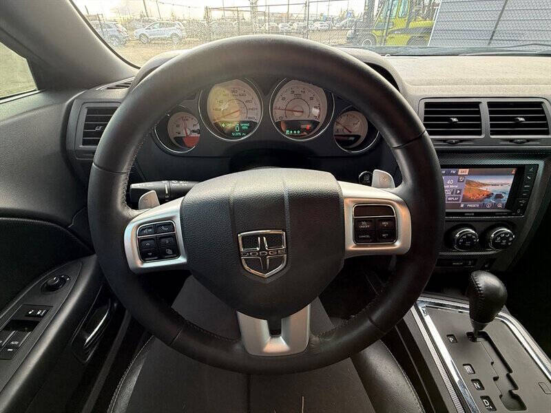 2013 Dodge Challenger R/T Plus