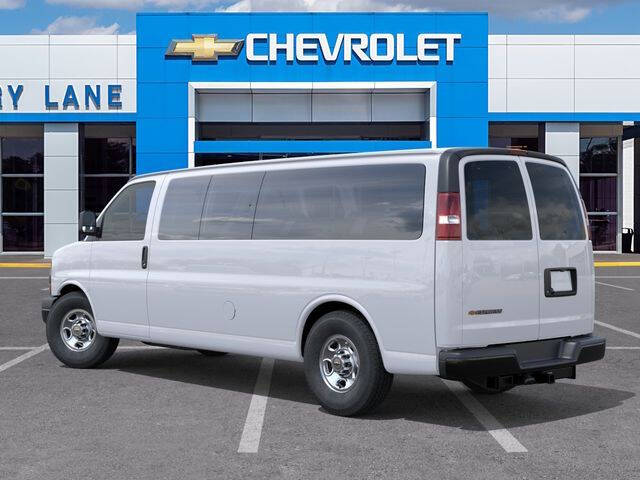 2026 Chevrolet Express LS 3500