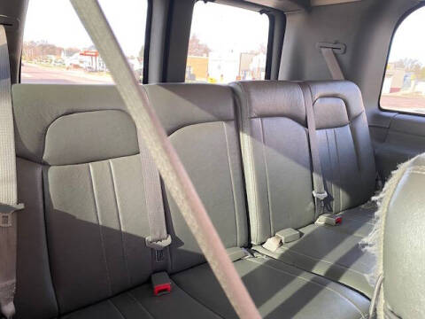 2017 Chevrolet Express LS 2500