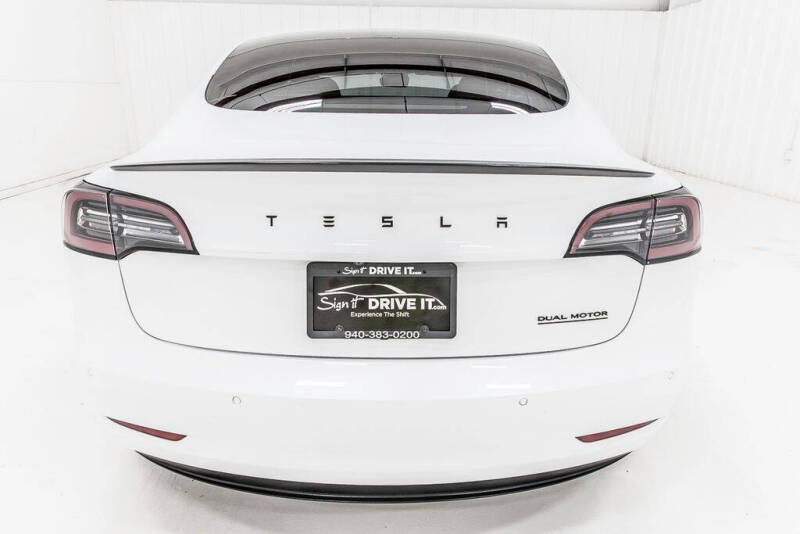 2022 Tesla Model 3 Performance
