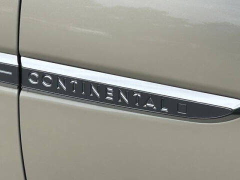 2018 Lincoln Continental Select