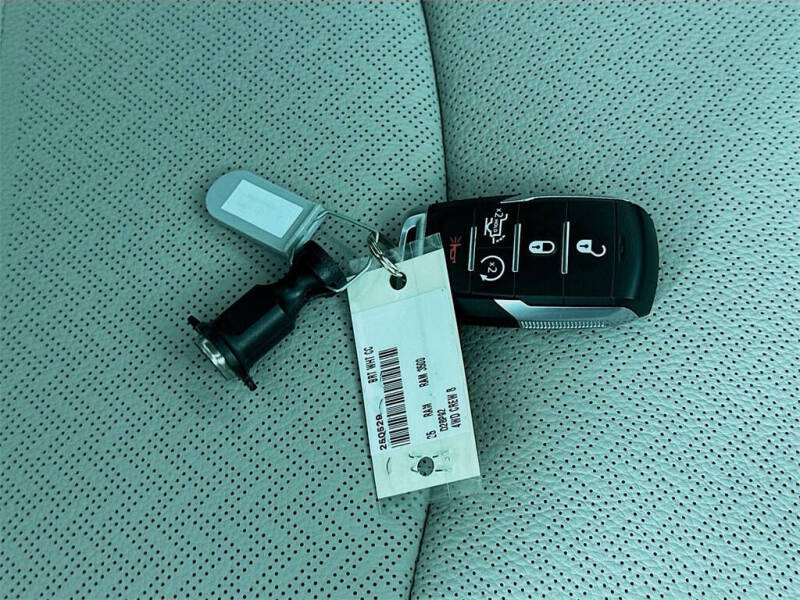 2025 RAM 3500 Laramie