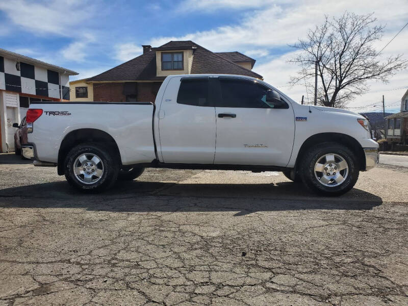 2008 Toyota Tundra SR5 photo 5