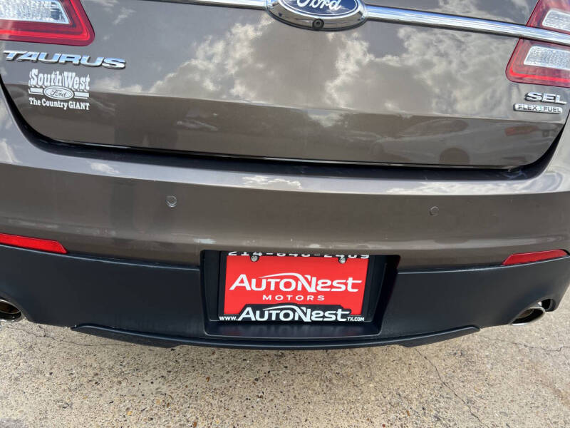 2015 Ford Taurus SEL
