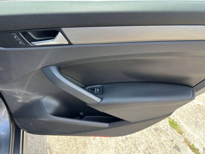 2014 Volkswagen Passat