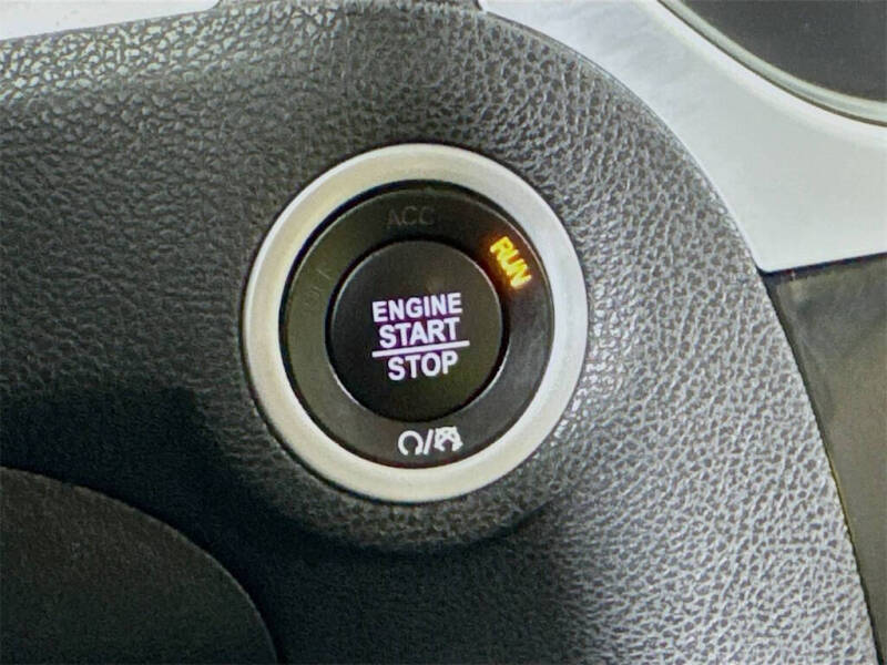 2023 Chrysler 300 Touring L