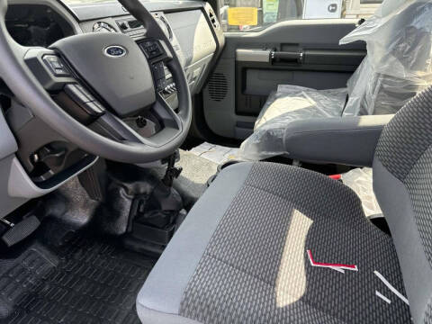 2025 Ford F-750 Super Duty