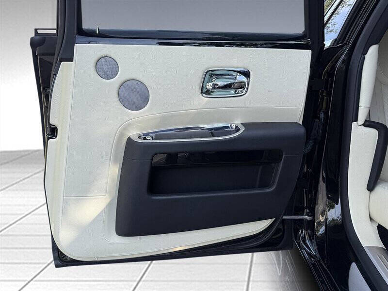 2016 Rolls-Royce Ghost 24
